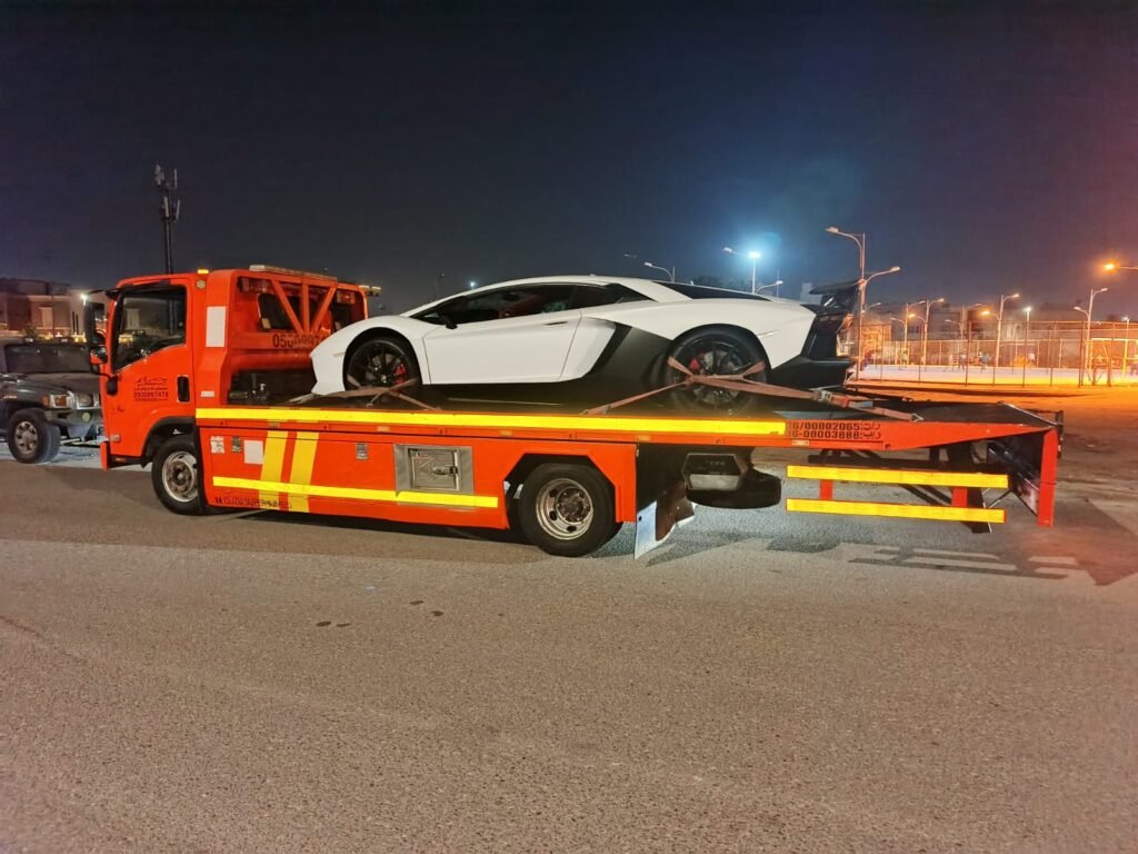 Damaged Car Towing After Accident in Riyadh